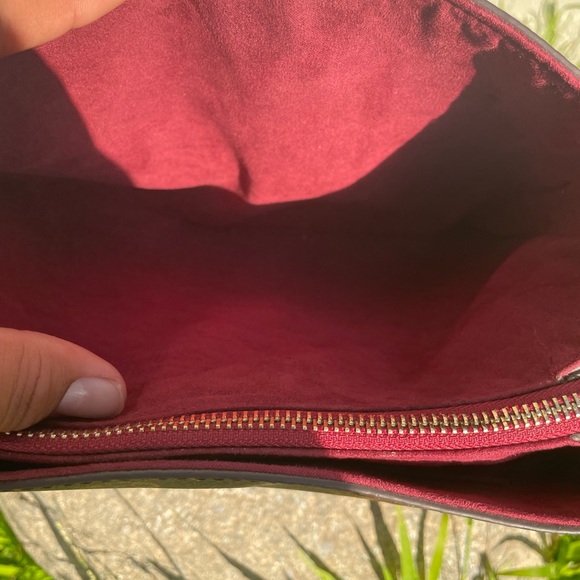 Louis vuttion hand bag - Picture 4 of 8